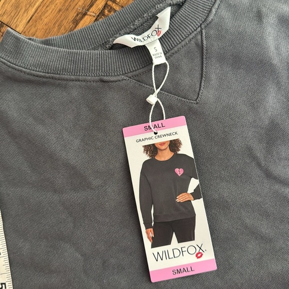 Wildfox Gray Sweatshirt Pink Heart Front Design I Wish it was Saturday Back Sm - Picture 7 of 8